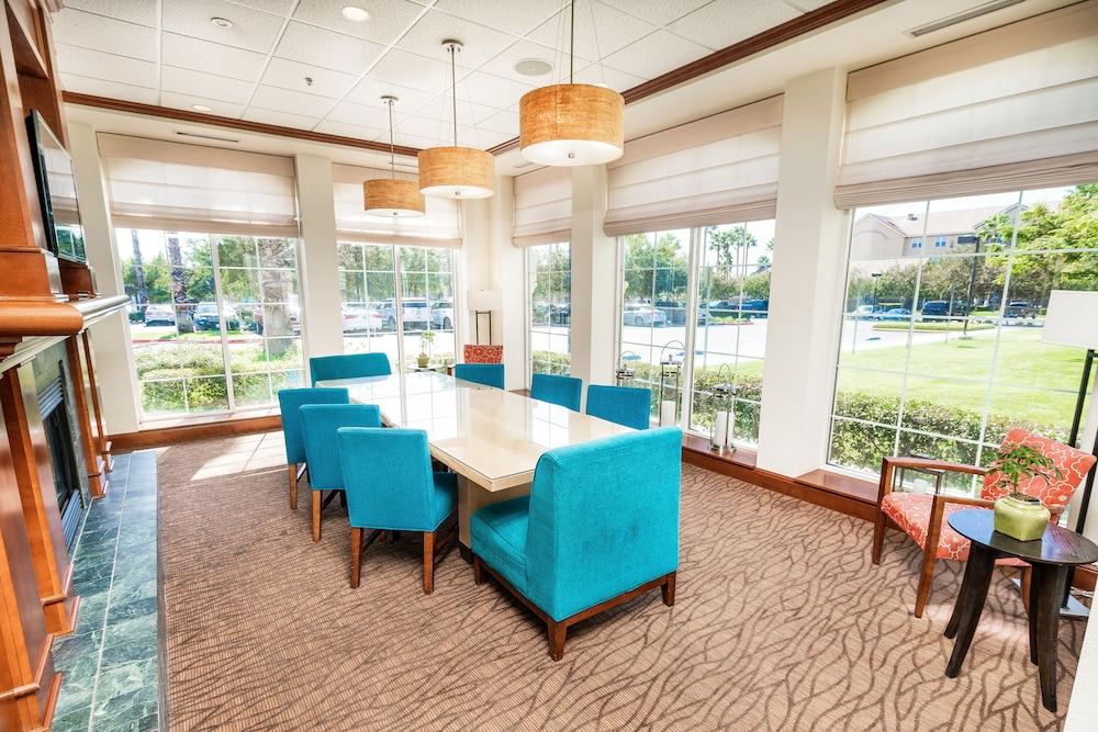 Hilton Garden Inn Ontario Rancho Cucamonga Eksteriør bilde