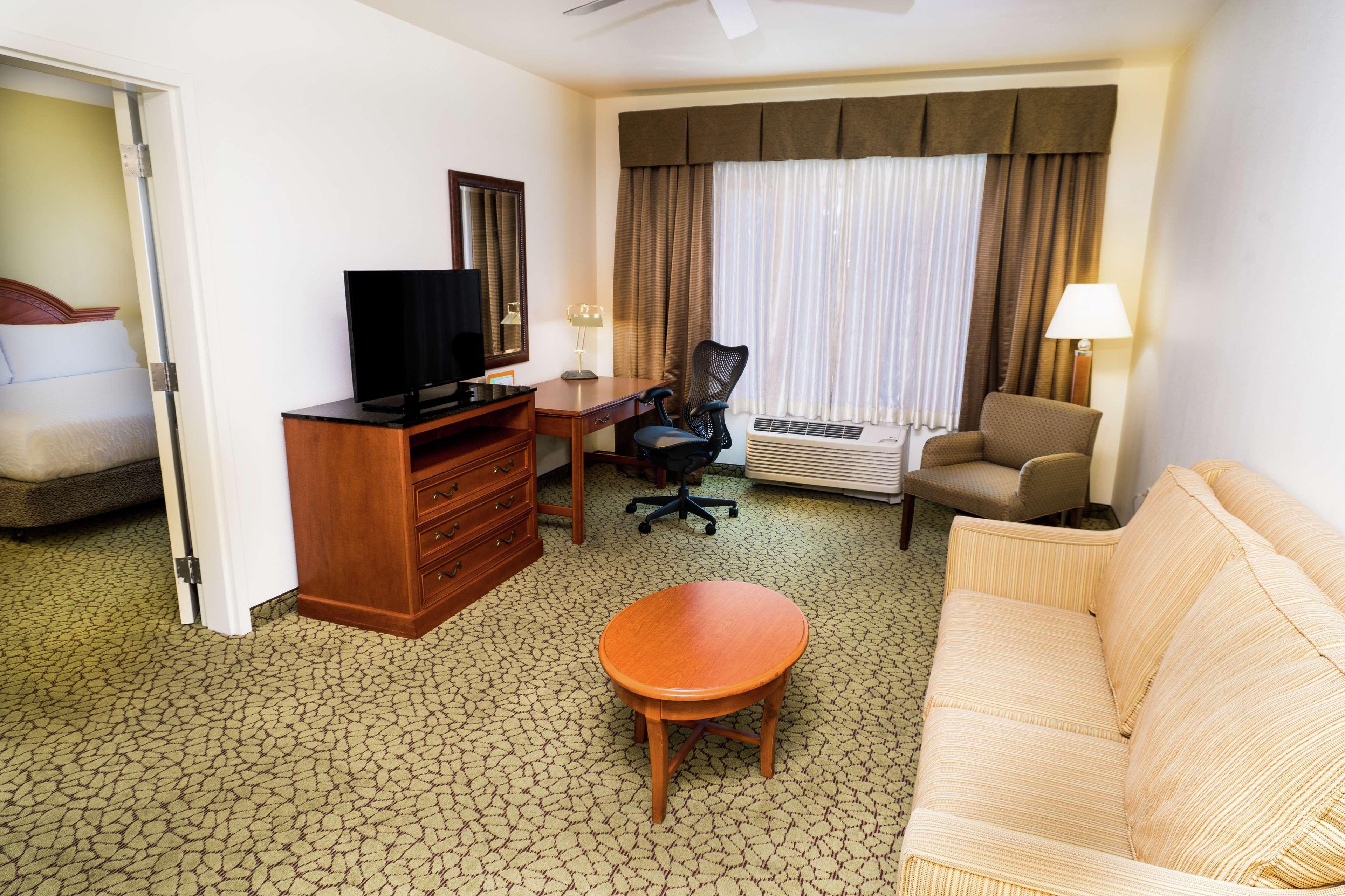 Hilton Garden Inn Ontario Rancho Cucamonga Eksteriør bilde