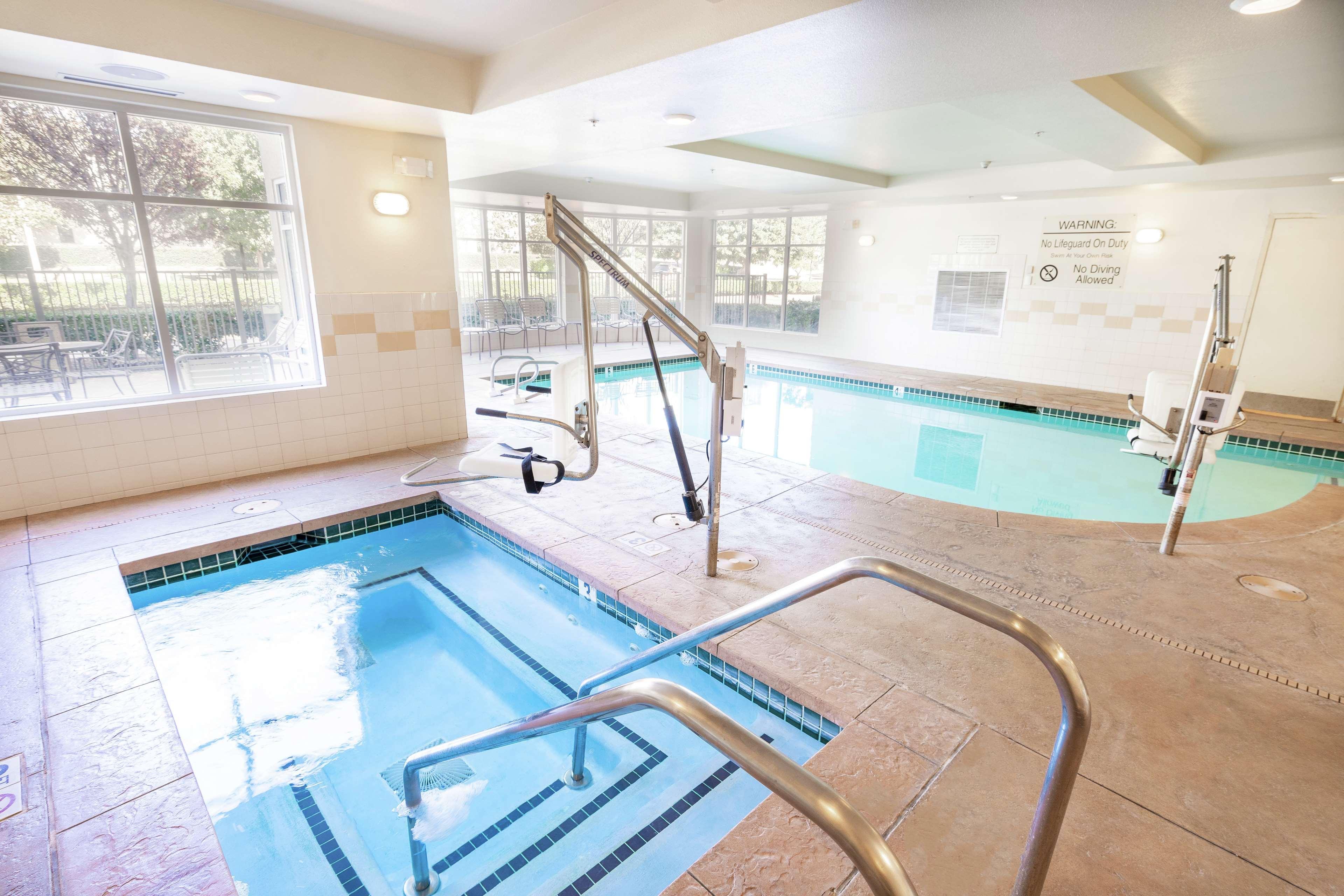 Hilton Garden Inn Ontario Rancho Cucamonga Eksteriør bilde