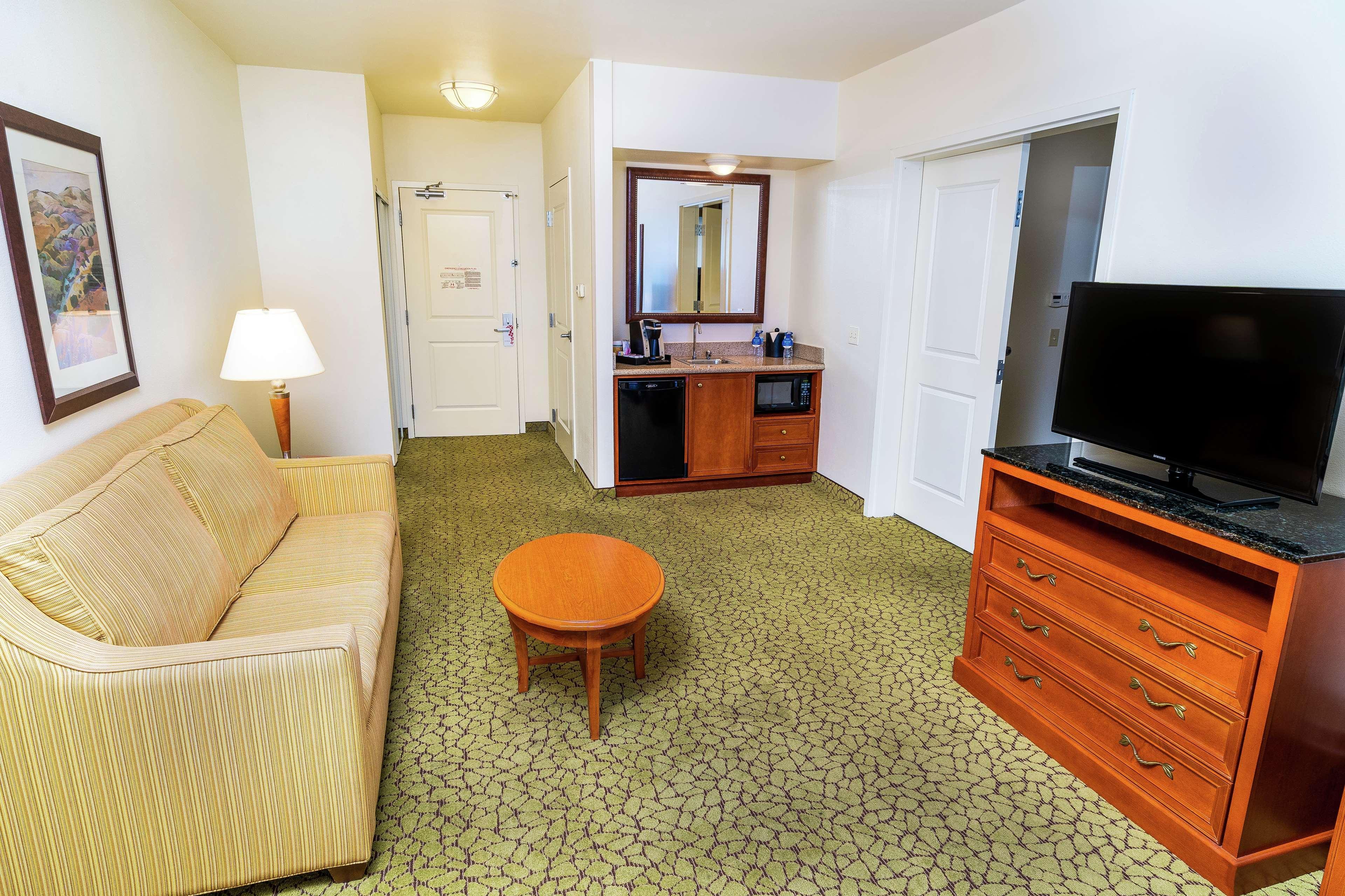 Hilton Garden Inn Ontario Rancho Cucamonga Eksteriør bilde