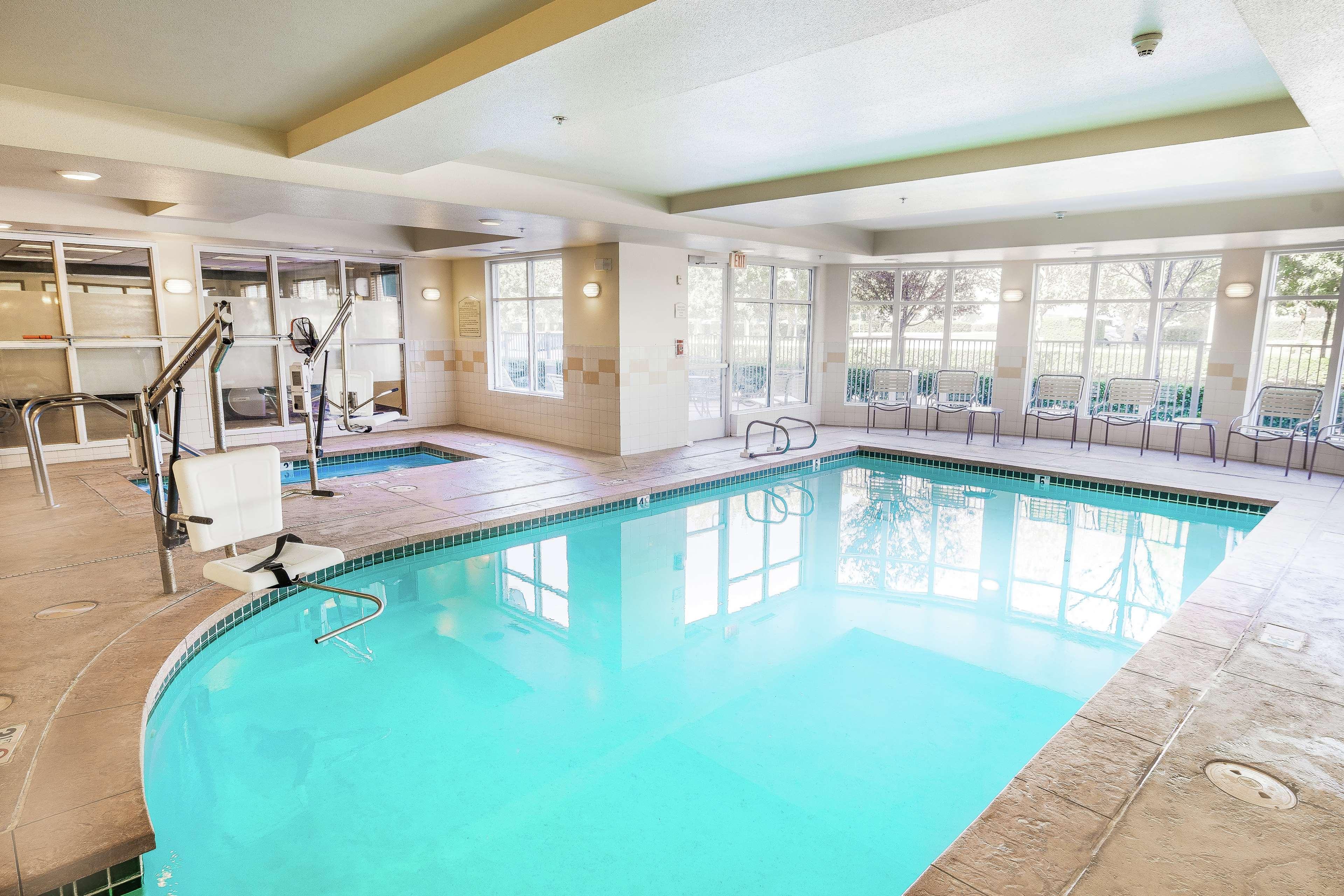 Hilton Garden Inn Ontario Rancho Cucamonga Eksteriør bilde