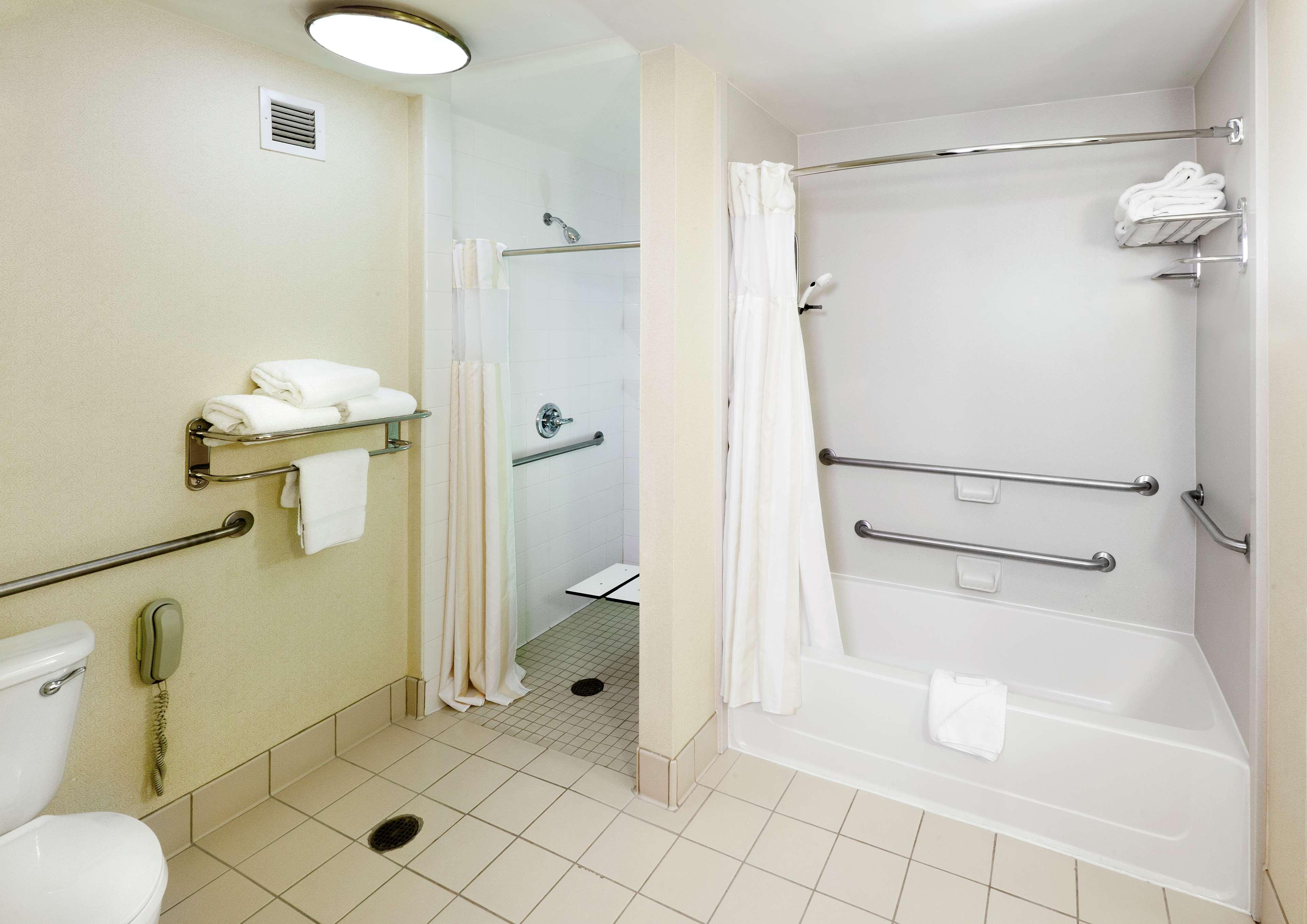 Hilton Garden Inn Ontario Rancho Cucamonga Eksteriør bilde